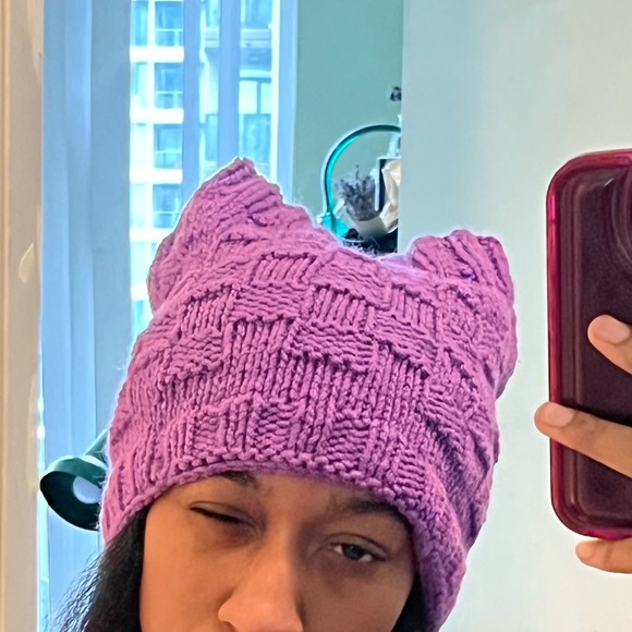 Purple beanie - Picture 9 of 17